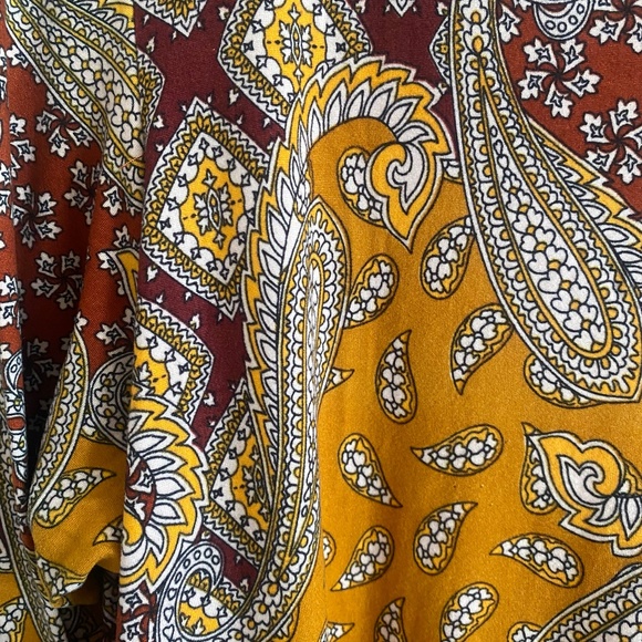 Paisley Tunic Size large - Picture 3 of 3